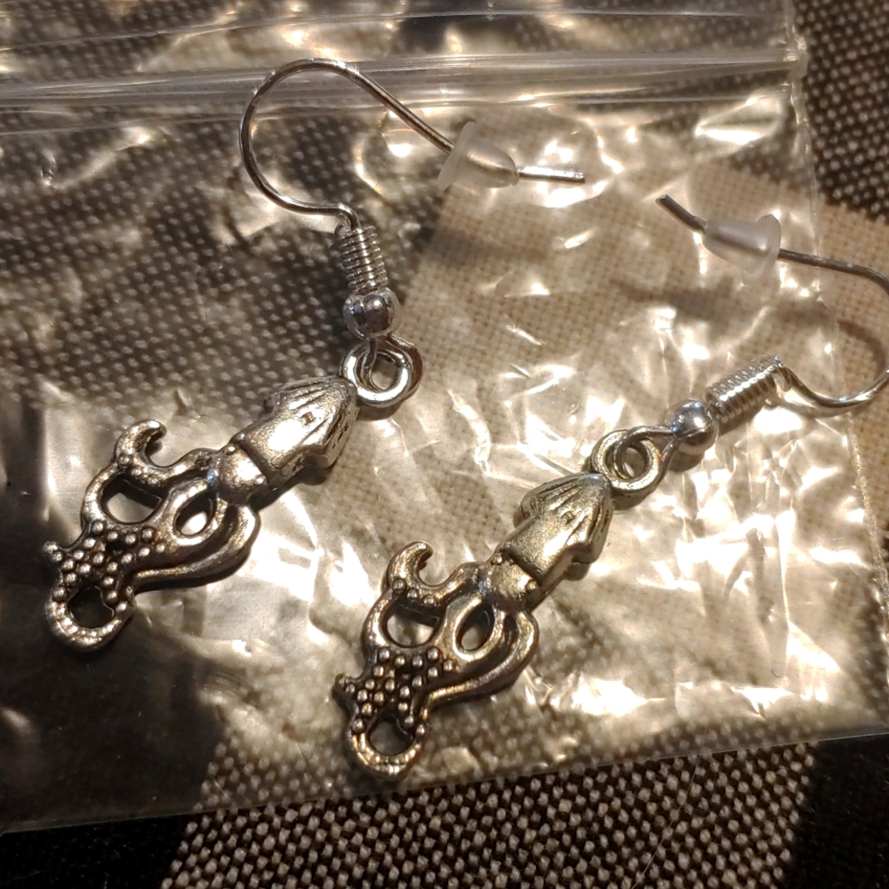 Octopus sliver earrings